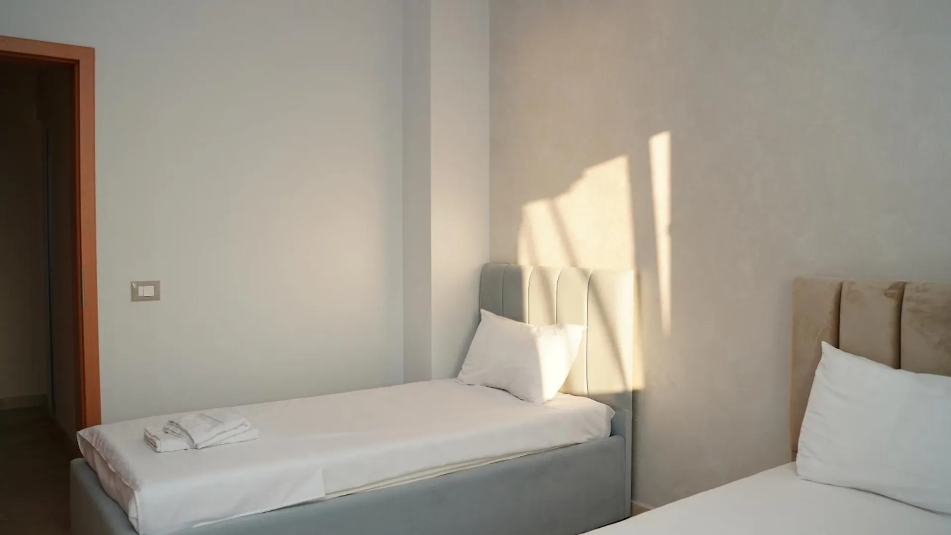 Apartments By Diamar Durrës 0*,